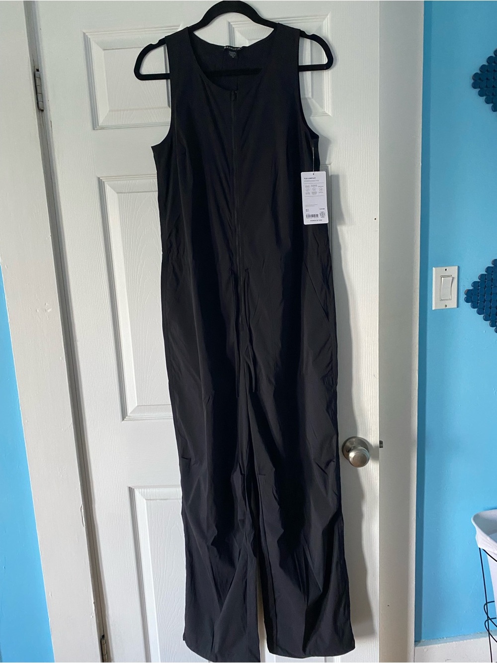 Athleta Black Sleeveless Zip-Front Jumpsuit with Drawstring Waist - Picture 4 of 5